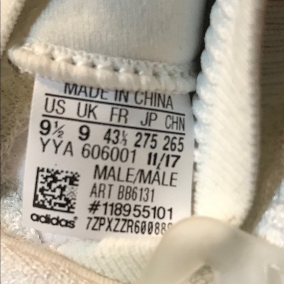 Adidas ultra boost (white) men’s size 9.5 - Picture 6 of 6